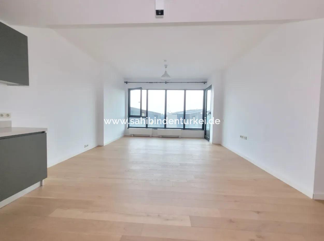 İncek Loft Zu Vermieten 2+1 85 M² 4. Stock Mogan Fassade Wohnung