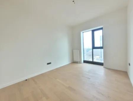 4+1 Mieterlose Wohnung Im 20. Stock Zum Verkauf Im Loft-Komplex Beytepe İncek Bulvar