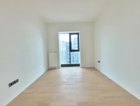 4+1 Mieterlose Wohnung Im 20. Stock Zum Verkauf Im Loft-Komplex Beytepe İncek Bulvar