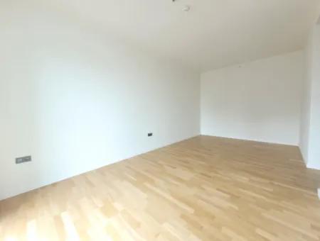 4+1 Mieterlose Wohnung Im 20. Stock Zum Verkauf Im Loft-Komplex Beytepe İncek Bulvar