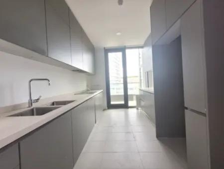 5,5+1  Maisonette-Wohnung Im 5. Stock Mit Blick Auf Die Landschaft Zum Verkauf Im İncek Loft-Komplex