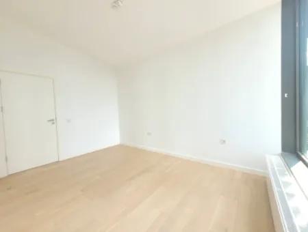 5,5+1  Maisonette-Wohnung Im 5. Stock Mit Blick Auf Die Landschaft Zum Verkauf Im İncek Loft-Komplex