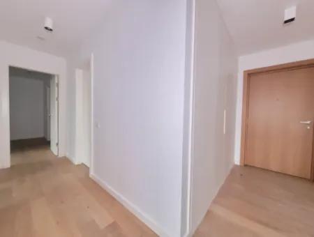 İncek Loft Zu Vermieten 2+1 85 M² 4. Stock Mogan Fassade Wohnung