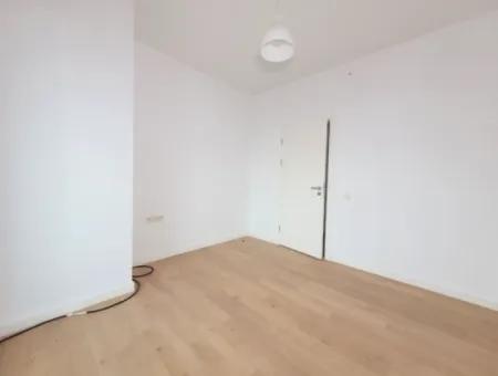 İncek Loft Zu Vermieten 2+1 85 M² 4. Stock Mogan Fassade Wohnung