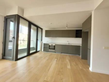 Leerstehendes İncek Loft Zum Verkauf 2+1 Maisonette-Wohnung Mit Stadtblick Im 1. Stock