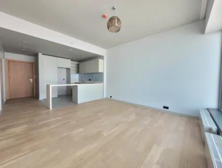 Golbasi - Ankara - Türkei Erstaunliche 1+1 Wohnung Mit Seeblick Zu Vermieten Mit Luxuriösen Annehmlichkeiten