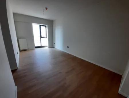 4+1 Mieterlose Wohnung Im 5. Stock Zum Verkauf Im Loft-Komplex Beytepe İncek Bulvar