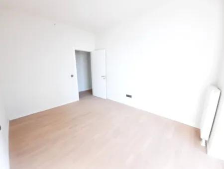 4+1 Mieterlose Wohnung Im 22. Stock Zum Verkauf Im Loft-Komplex Beytepe İncek Bulvar