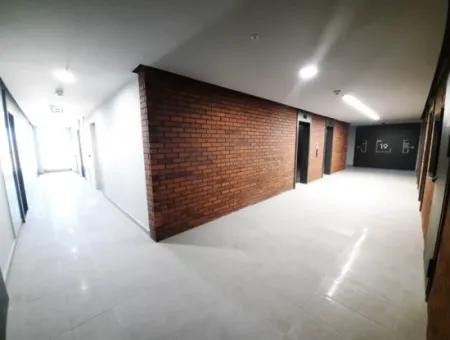 Zu Verkaufen In Beytepe İncek Bulvar Loft-Komplex 1+1 46 M² 2. Stock Südfront Mieterlose Wohnung