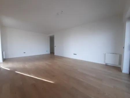 3+1 130 M² Wohnung Im 23. Stock Mit Blick Auf Den Boulevard Zum Verkauf Im Loft-Komplex Beytepe İncek Bulvar