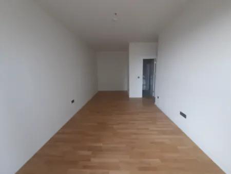 3+1 130 M² Wohnung Im 23. Stock Mit Blick Auf Den Boulevard Zum Verkauf Im Loft-Komplex Beytepe İncek Bulvar