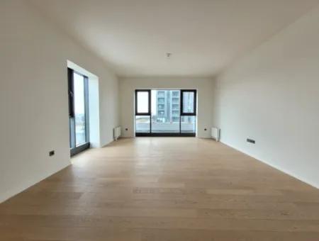 3+1 110 M² Wohnung Im 20. Stock Mit Blick Auf Den Boulevard Zum Verkauf Im Loft-Komplex Beytepe İncek Bulvar