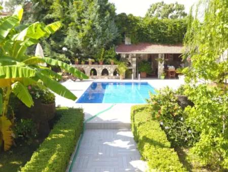 Luxusvilla Mit Pool In 1458 M² Grundstück Zum Verkauf In Köyceğiz , Muğla, Türkei