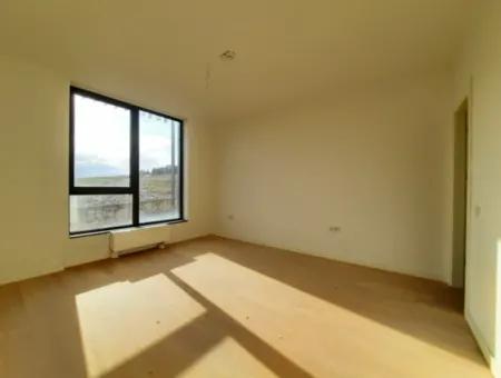 5,5+1  Maisonette-Wohnung Im 2. Stock Mit Blick Auf Die Landschaft Zum Verkauf Im İncek Loft-Komplex