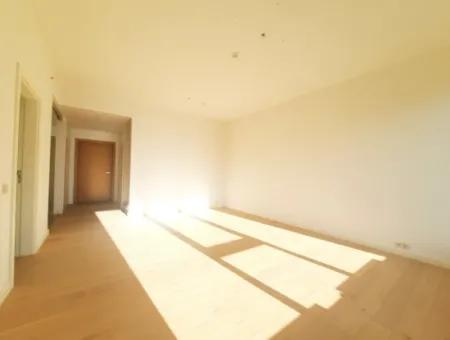 Traumhafte 3+1 Maisonette Wohnung Mit Luxusausstattung In Gölbaşı / Ankara /Türkei