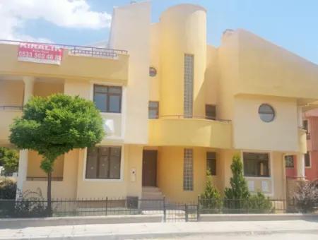 Luxuriöse 7+1 Villa Zur Miete Im Oryap-Komplex Neben Bilkent 3 Ufuk Apartments