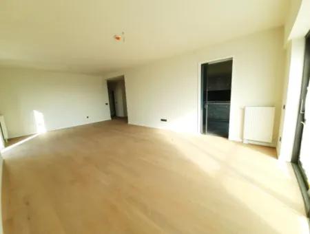 4+1 Mieterlose Wohnung Im 18. Stock Zum Verkauf Im Loft-Komplex Beytepe İncek Bulvar