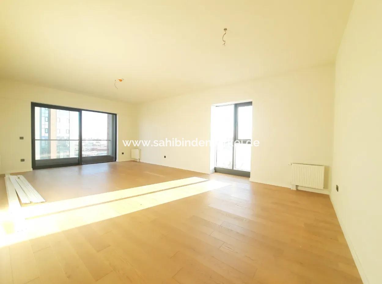 3+1 130 M² 22Nd Floor Mogan View Apartment For Sale In Beytepe İncek Bulvar Loft Complex