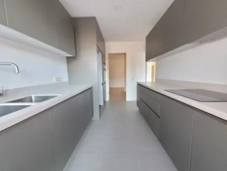 2,5+1 Tenantless Apartment With Landscape View For Sale In İncek Loft Complex