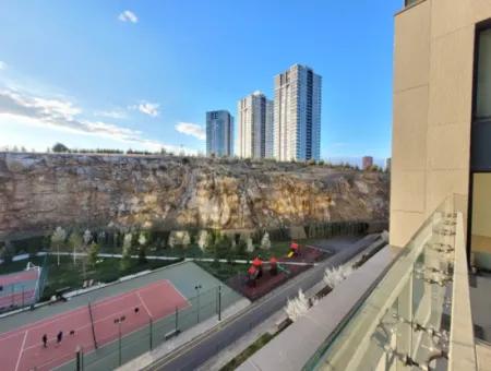 2,5+1 Tenantless Apartment With Landscape View For Sale In İncek Loft Complex