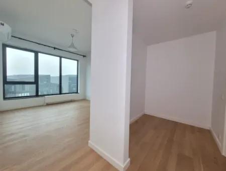 İncek Loft For Rent 2+1 85 M² 4Th Floor Mogan Facade Apartment