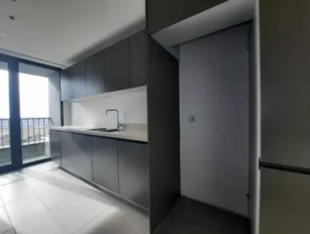 İncek Loft For Rent 3,5 +1 Lake View