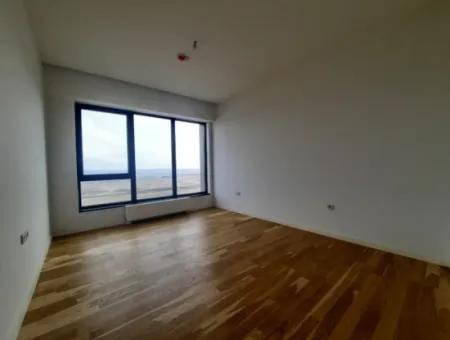 İncek Loft For Rent 3,5 +1 Lake View