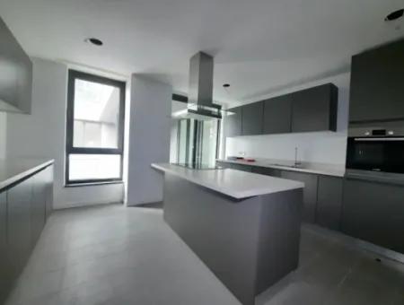 188 M² Tenantless Apartment With View 5+1 Landscape View For Sale In İncek Loft Complex