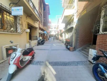 40 M² Chimney Shop For Rent In Çanakkale Bazaar