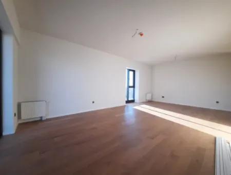 3+1 130 M² 22Rd Floor South Facing Apartment For Sale In Beytepe İncek Bulvar Loft Complex