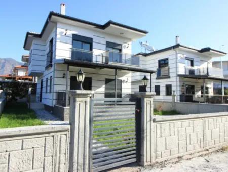 Villa For Sale In Gelisim Neighborhood In Köyceğizde, Muğla, Turkey