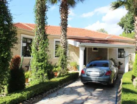 Luxury Villa With Pool In 1458 M² Land For Sale In Köyceğiz