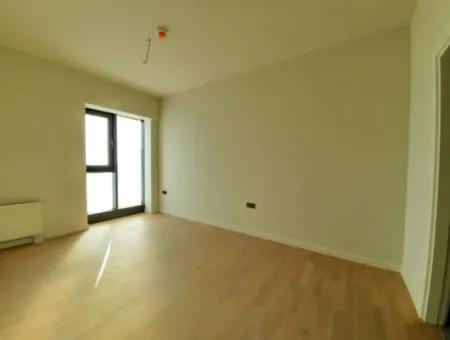 2+1 68 M² 19Th Floor Apartment For Sale In Beytepe İncek Bulvar Loft Complex