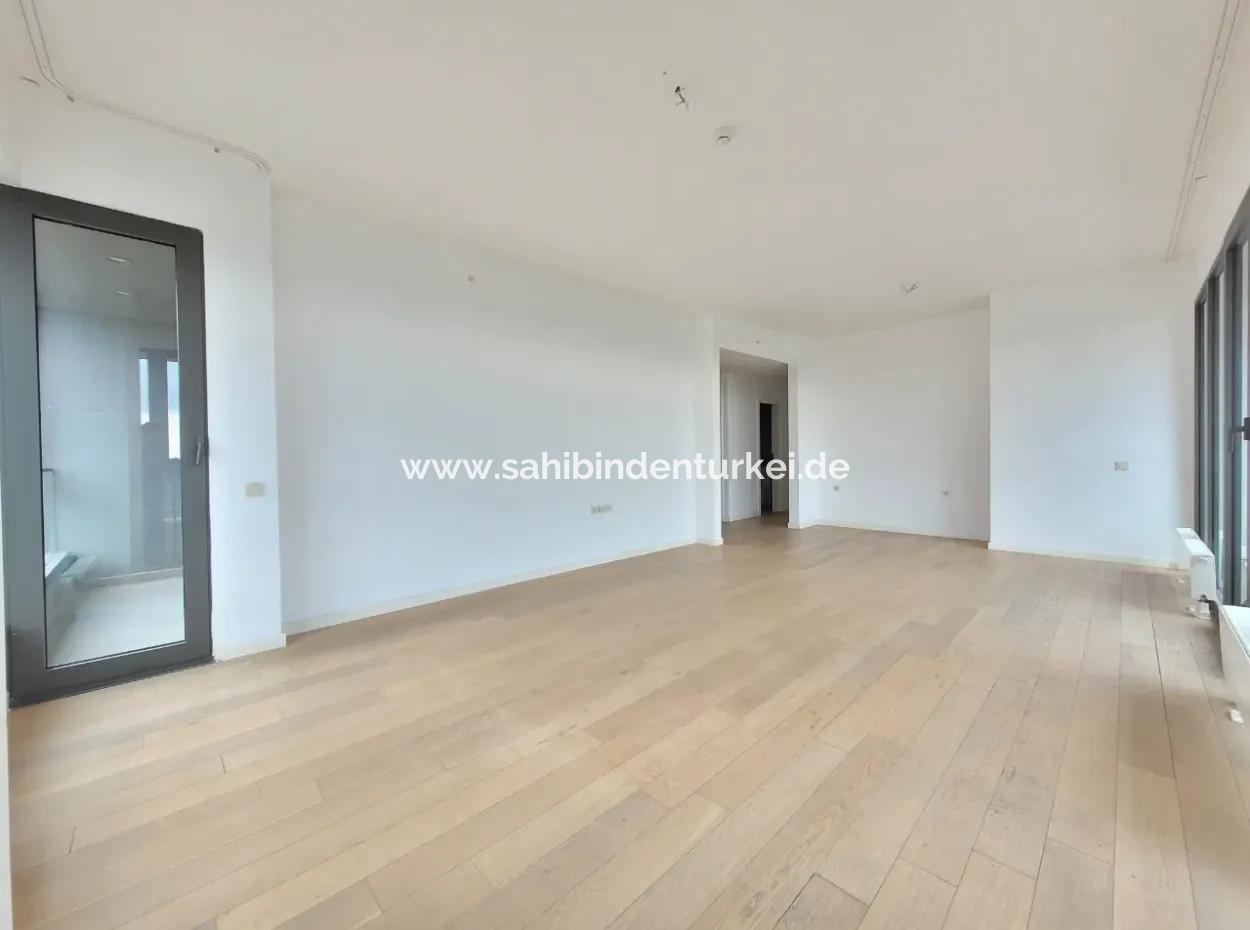 Boş İncek Loft Satılık 3+1 110 M²  Göl Manzaralı Daire