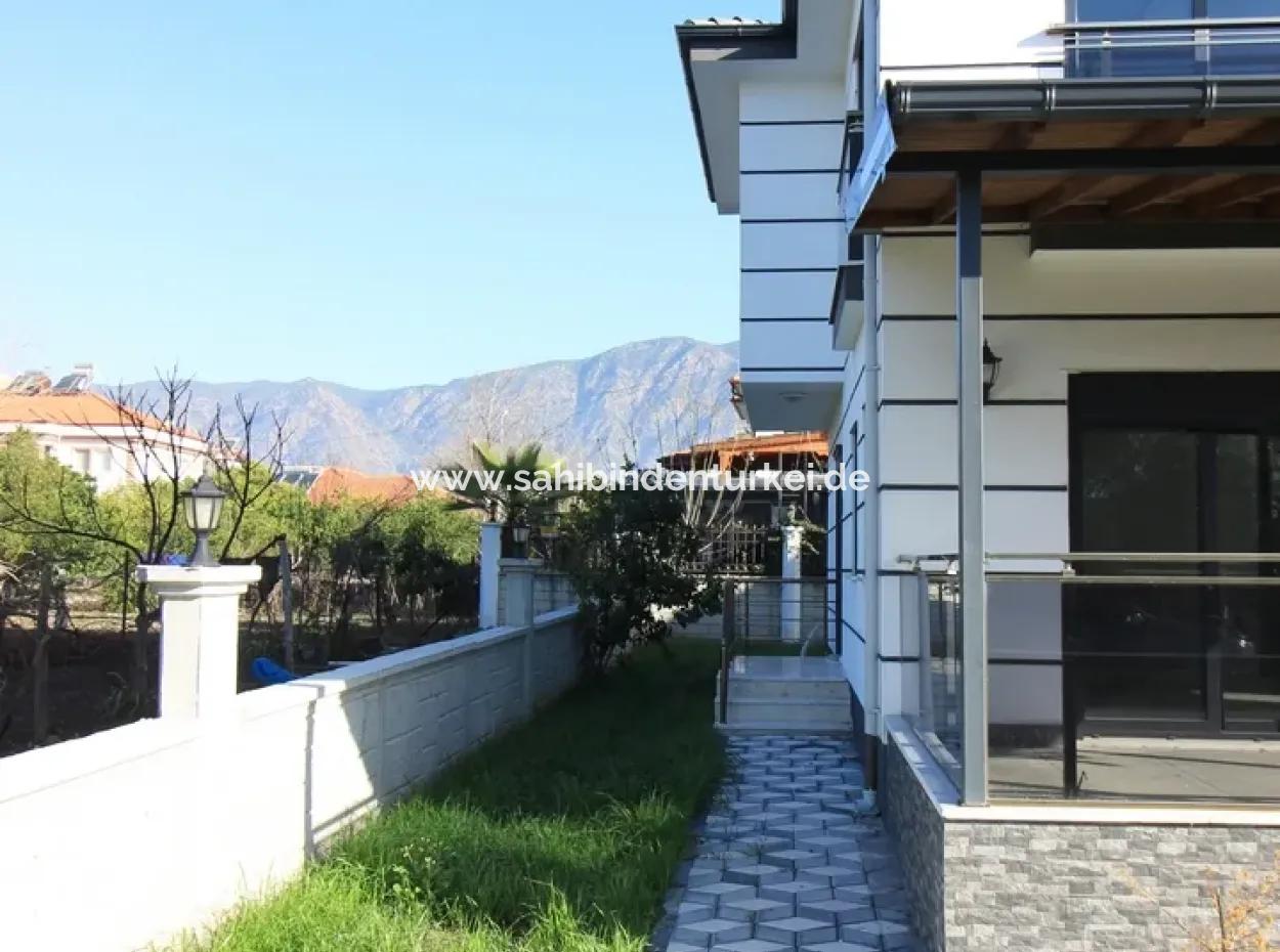 Muğla Köyceğizde Gelişim Mahallesinde Satılık Villa