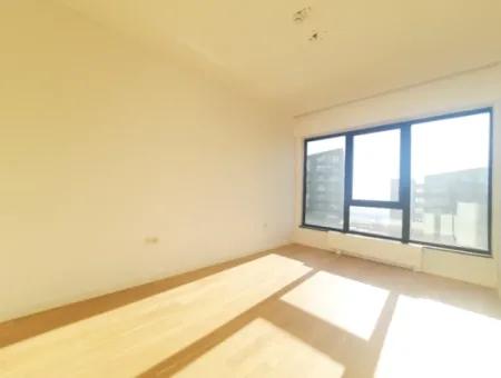 İncek Loft Satılık  3+1 Dubleks Peyzaj Manzaralı 2.Kat Daire