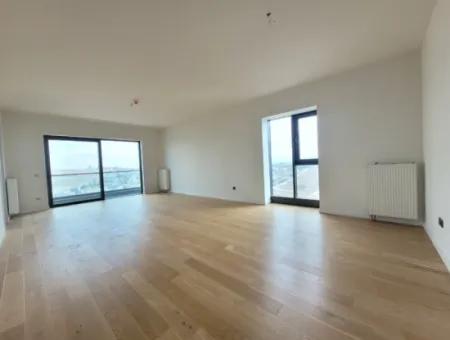 Beytepe İncek Bulvar Loft Satılık 4+1 20.Kat Park Manzaralı Güney Cephe  Daire