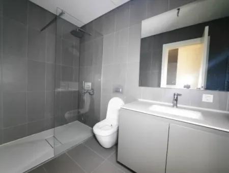 İncek Loft Satılık 3+1 Bahçe Dubleksi Şehir Manzaralı Daire