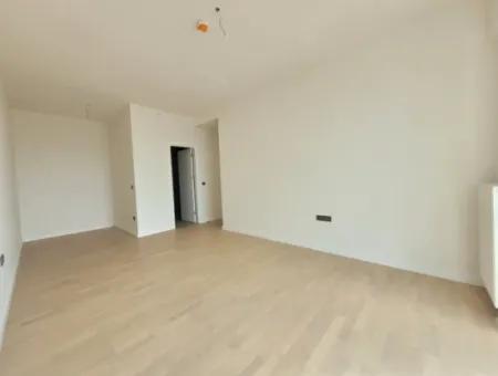 Beytepe İncek Bulvar Loft Satılık 3+1 130 M² 22.Kat Çayyolu Manzaralı Daire