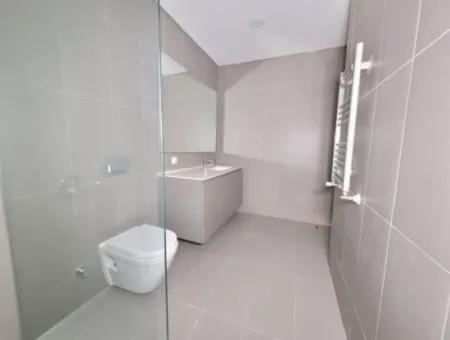 İncek Loft Satılık 2,5+1 Peyzaj Manzaralı Kiracısız 1.Kat Daire