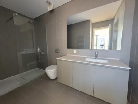 İncek Loft Satılık 2,5+1 Peyzaj Manzaralı 1.Kat Daire