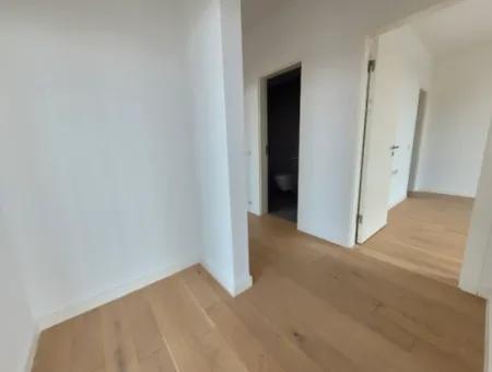 İncek Loft Sitesinde Satılık  4+1  Göl Manzaralı Daire (Ankara Evleri)