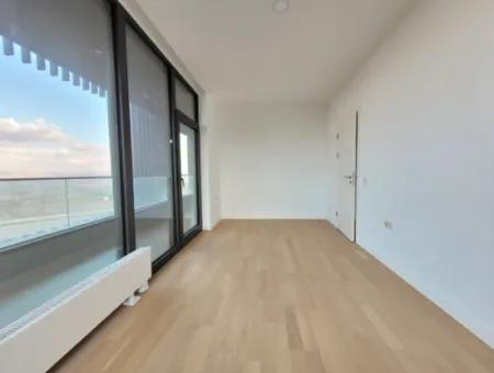 İncek Loft Sitesinde Satılık  4+1  Göl Manzaralı Daire (Ankara Evleri)