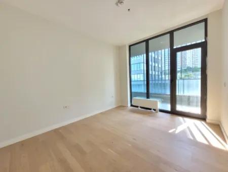 İncek Loft Satılık  5.5+1 Dubleks  Peyzaj Manzaralı 4.Kat Kiracısız Daire