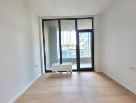 İncek Loft Satılık  5.5+1 Dubleks  Peyzaj Manzaralı 4.Kat Kiracısız Daire