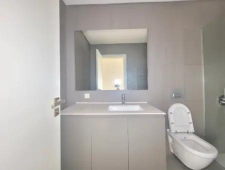 İncek Loft Satılık  5,5+1 Dubleks Peysaj Manzaralı 5.Kat Kiracısız Daire