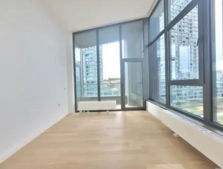 İncek Loft Satılık  5,5+1 Dubleks Peysaj Manzaralı 5.Kat Kiracısız Daire