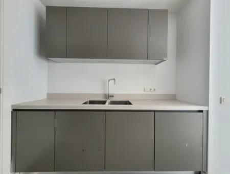 İncek Loft Satılık Teraslı  3+1 Şehir Manzaralı 4.Kat Daire