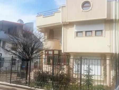 Bilkent 3 Ufuk Sitesi Yanında Oryap Sitesinde Satılık Lüks Asansörlü 7+1 Villa