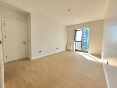 Beytepe İncek Bulvar Loft Satılık 3+1 110 M² 8.Kat Güney Cephe Daire